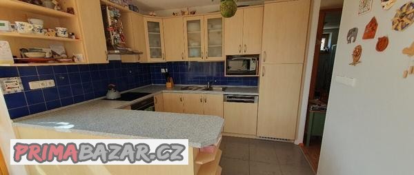 kuchynska-linka-ve-tvaru-u