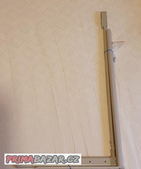 ikea-pax-rozdelovnik-na-saty