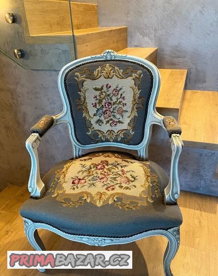 Gobelínové křeslo designové