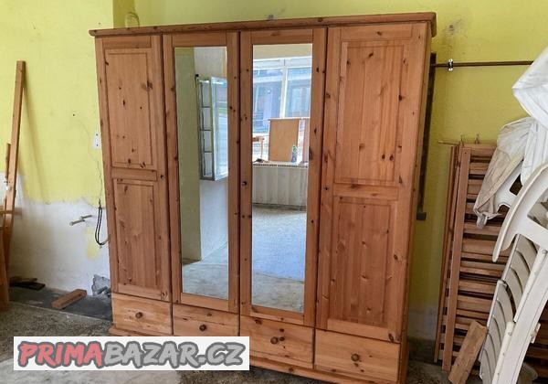 ctyrdverova-skrin-voskovane-borovice-masiv-rezervace