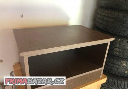 skrinka-pod-tv