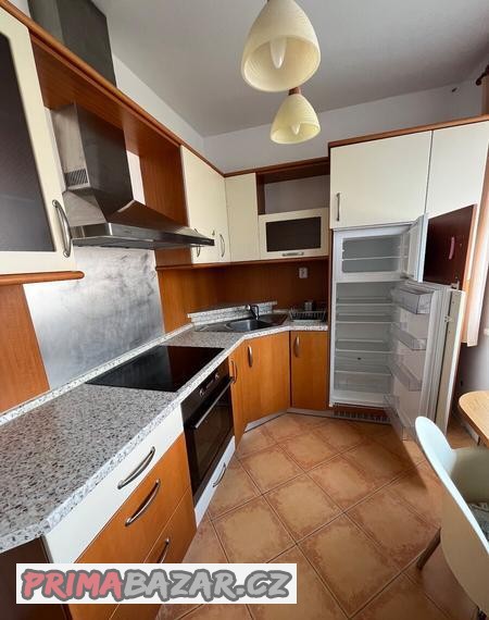 kuchyn-vcetne-spotrebicu