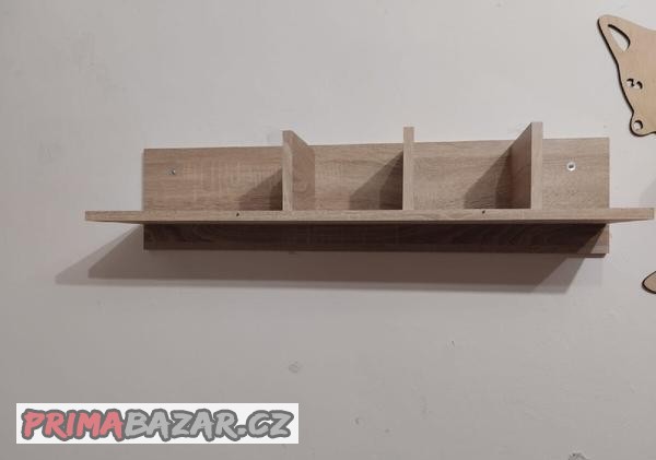 policka-do-obyvaciho-pokoje