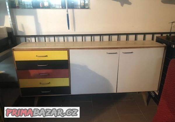 jiroutek-retro-skrinka