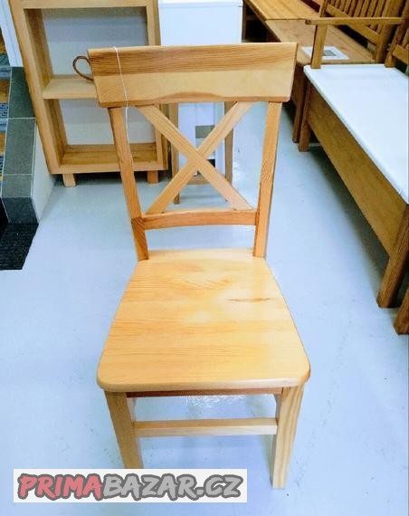 Židle z masivu borovice vhodná do hospody,restaurace,