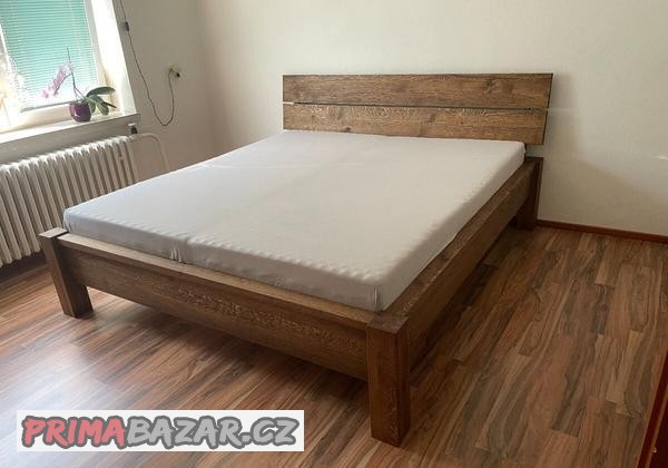 luxusna-dubova-poste-megan-cena-od-800