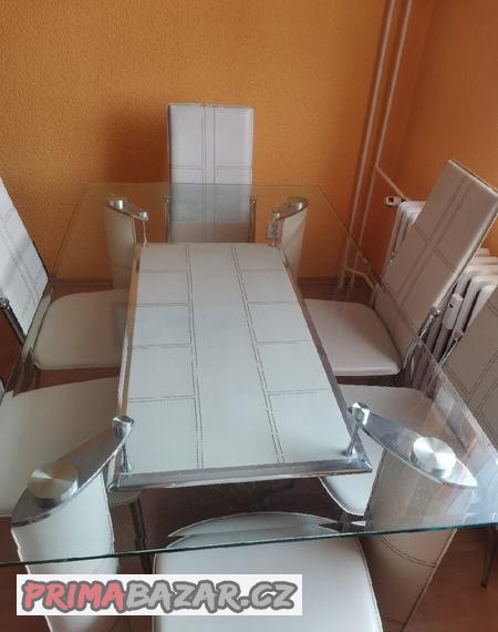 jidelni-stul-s-zidlemi