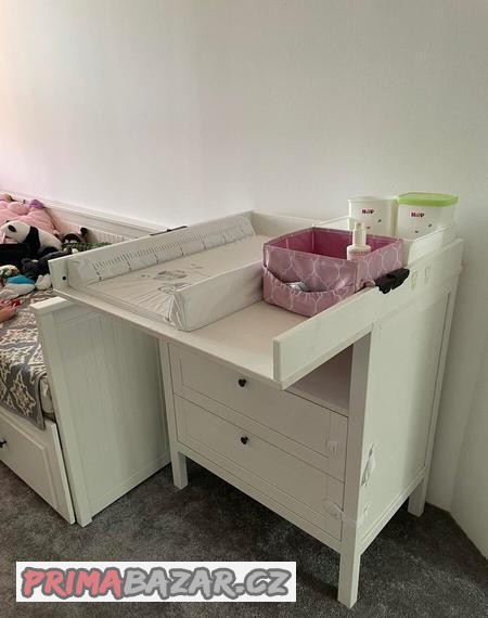 komoda-prebalovaci-pult