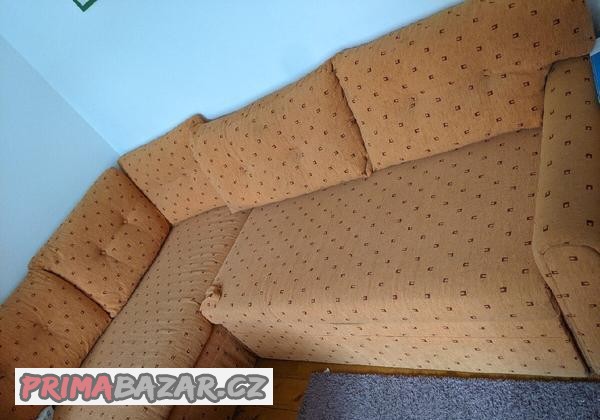 starsi-pohovka-s-uloznym-prostorem