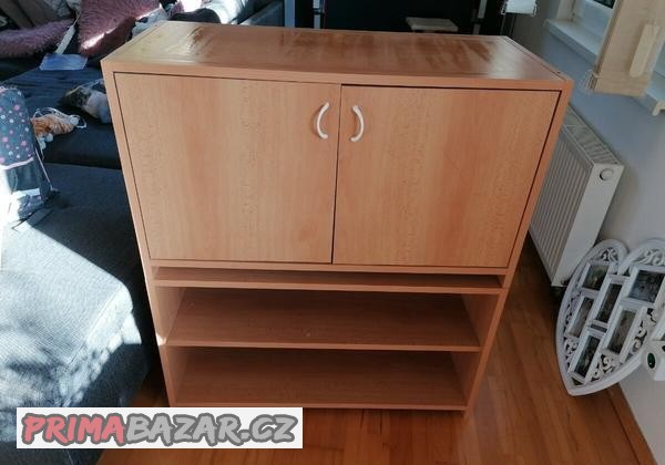 prodam-2-skrinky-delane-truhlarem