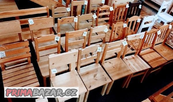 zidle-z-masivu-borovice-do-hospody-restaurace-sklipku