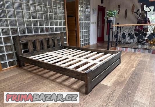 masivni-postel-180-x-200-rost-zesileny-ram