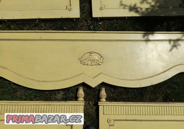 prodam-starozitnou-postel