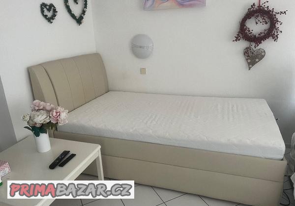 prodam-vysokou-postel-s-rostem-a-matraci-116x215cm