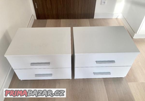 bile-nocni-stolky-2-ks