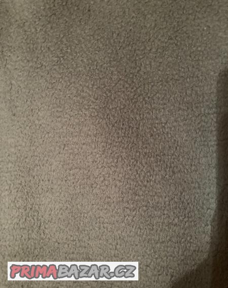 Zelená silnější deka