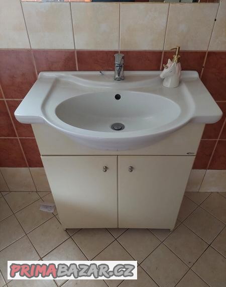 Skříňka s umyvadlem