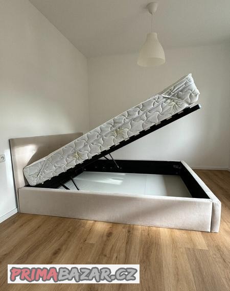 Postel 180x200 s úložným prostorem Postel 180x200 s úložným prostorem