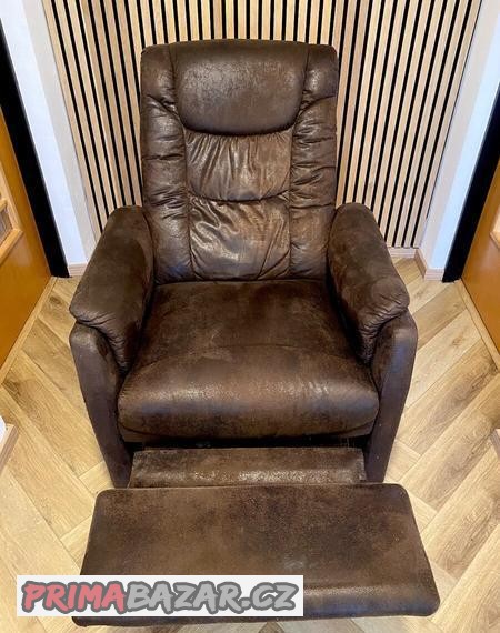 polohovatelne-kreslo