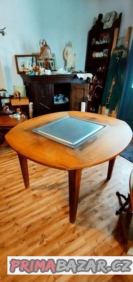 masivni-rucne-vyrobeny-jidelni-stul-williama-pagden