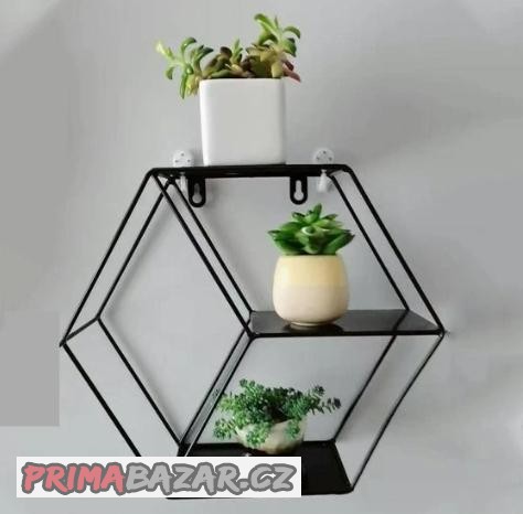 Černá moderní polička