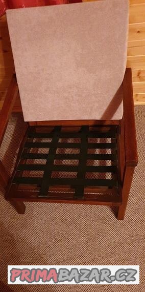 zrekonstruovana-retro-kresla