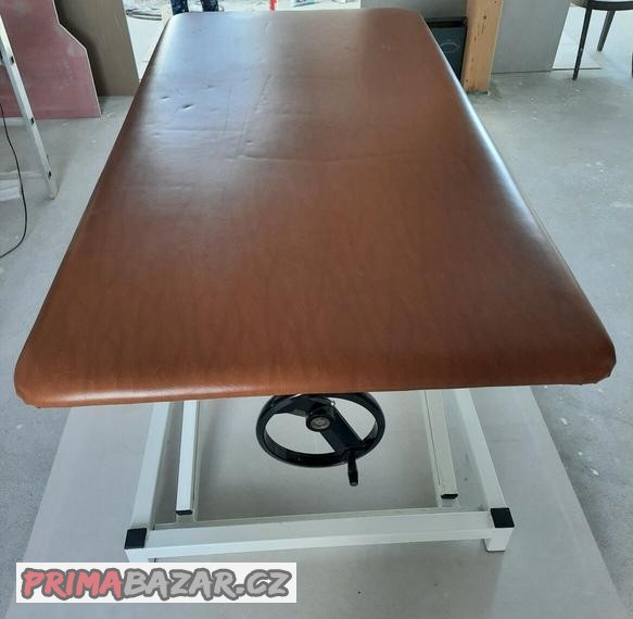 rehabilitacni-masazni-lehatko