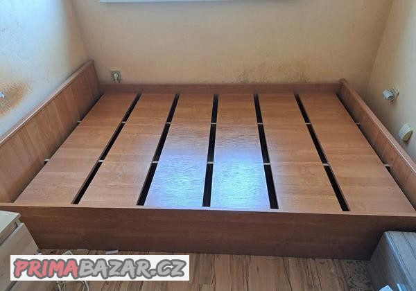 postel-200-140-bez-matrace