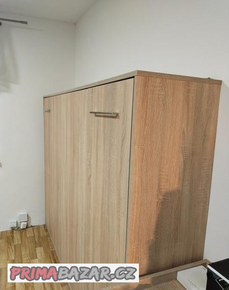 sklapeci-postel-140x200-cm