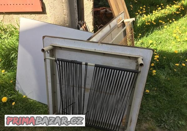 Skládací stůl 80x80