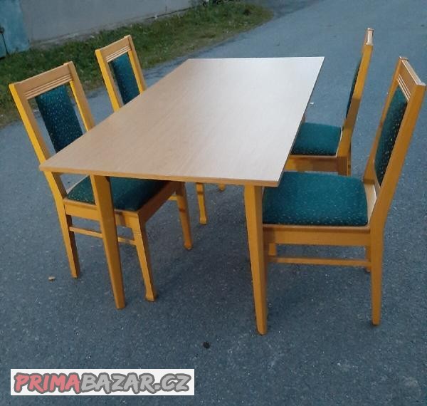 24x-bukove-zidle-a-stoly-do-restaurace-z-masivu