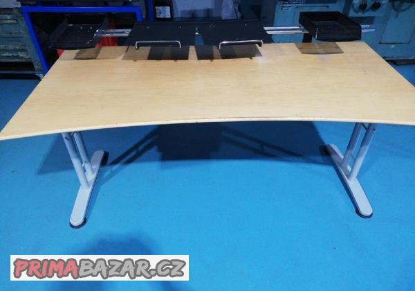 Kancelářský stůl profi