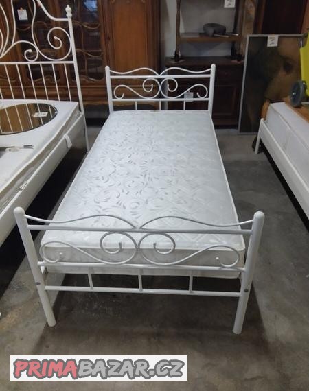 jednoluzkova-kovova-postel-90-200cm