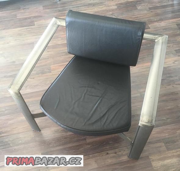 industrialni-designove-kreslo-kare-design