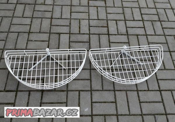 otocny-regal-do-kuch-linky