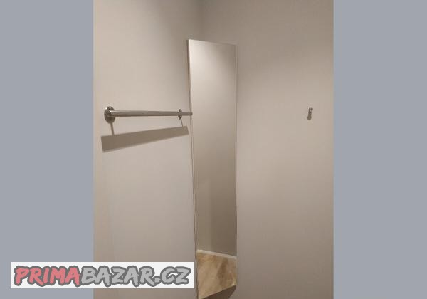 Rohové ZRCADLO 165x30cm, 6ks