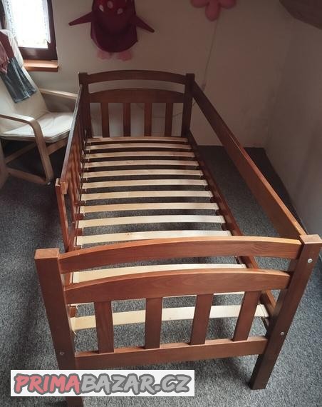 detska-postel-z-masivu