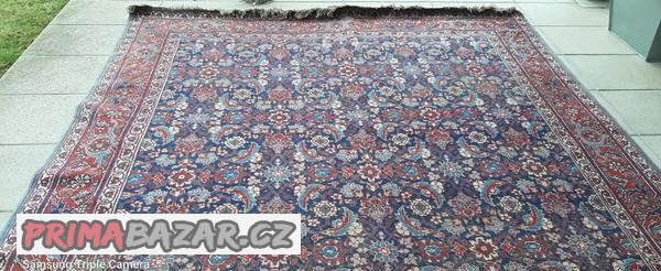 prodam-starozitny-orientalni-koberec