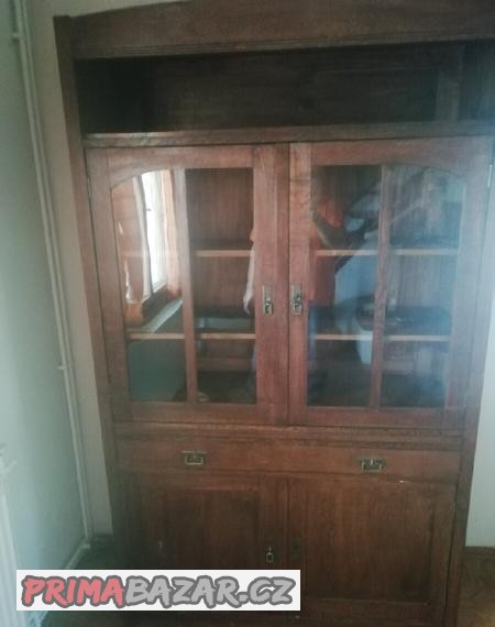 Starožitny příborník