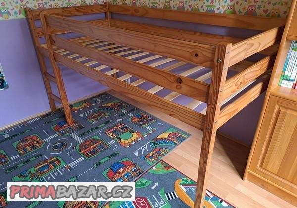 vyvysena-postel-palanda-patrova-postel