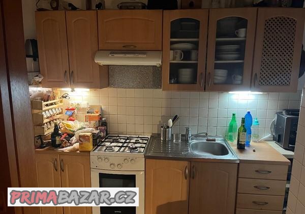 Horní a dolní skříňky do kuch koutu