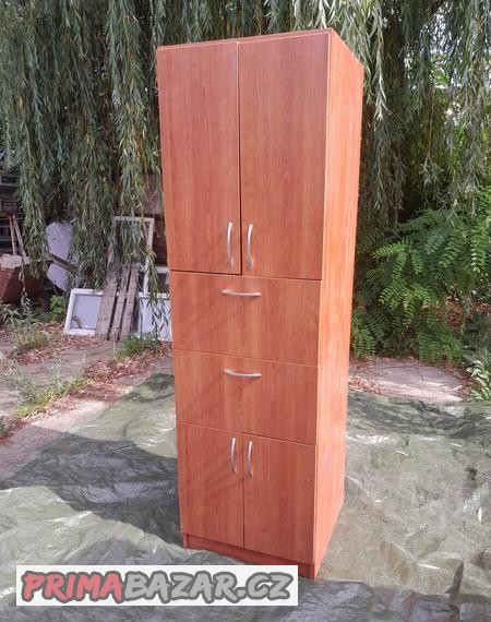 Kuchyňská skříň