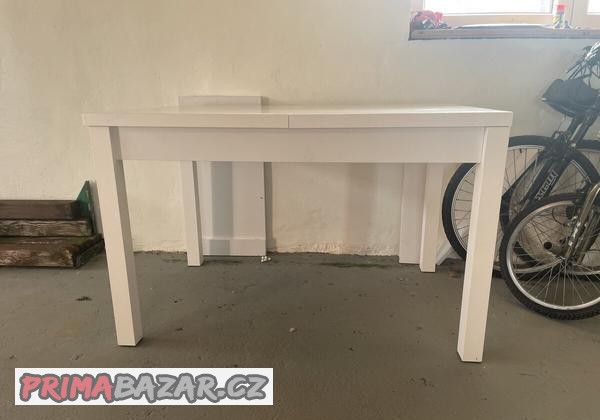bily-rozkladaci-stul-ikea