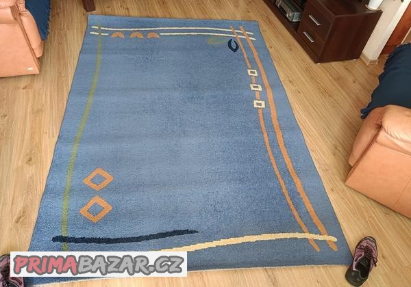 prodam-novy-nepouzity-koberec-240cmx160cm