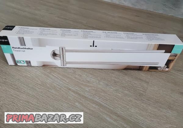 Otočný držák na ručníky