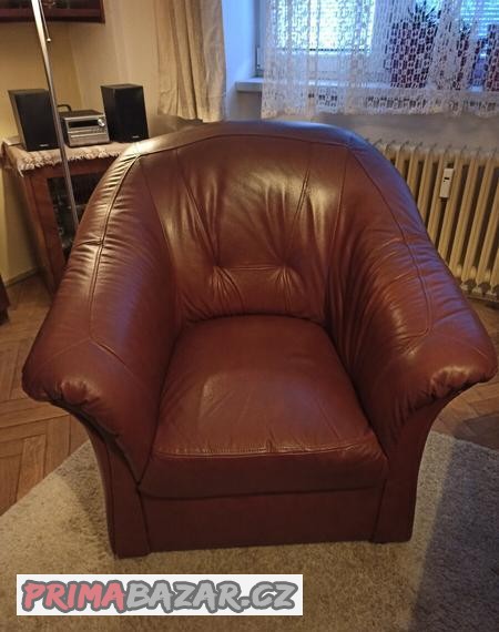 krasne-kozene-kreslo-prodam