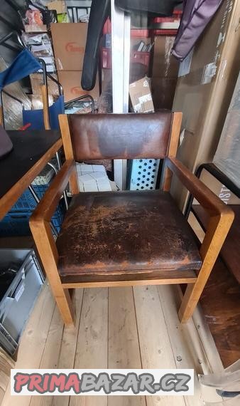 kozene-anglicke-kreslo