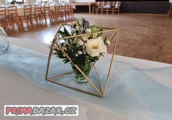 Dekorace na svatební stoly - mnohostěny