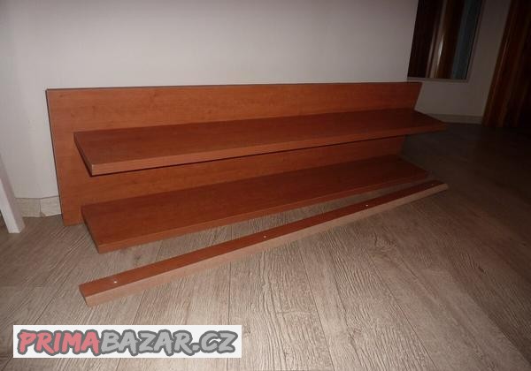 nastenna-police-delka-150-cm