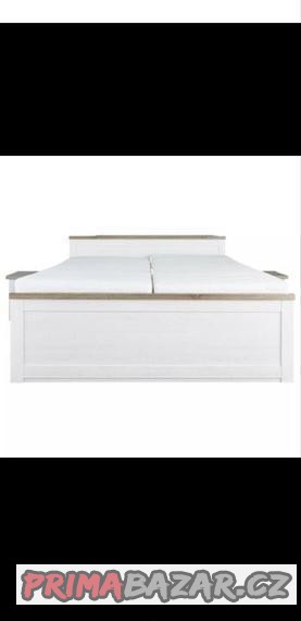 postel-s-prislusenstvim